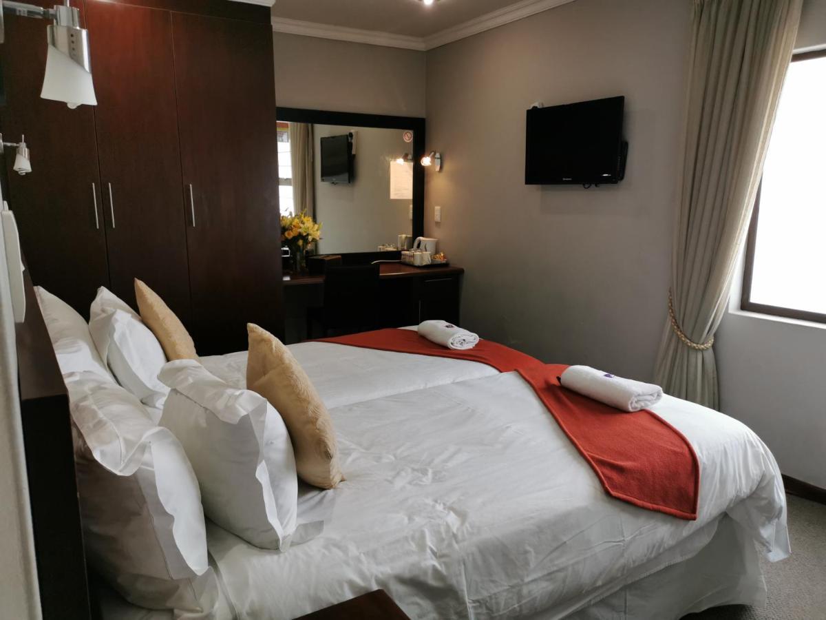 47 On Preston Guesthouse Johannesburg Buitenkant foto